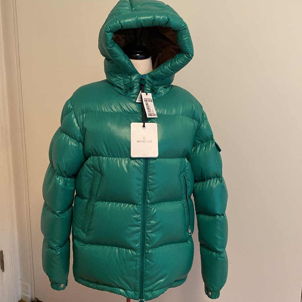 Moncler ECRINS GIUBBOTTO
Men’s Large /NWT